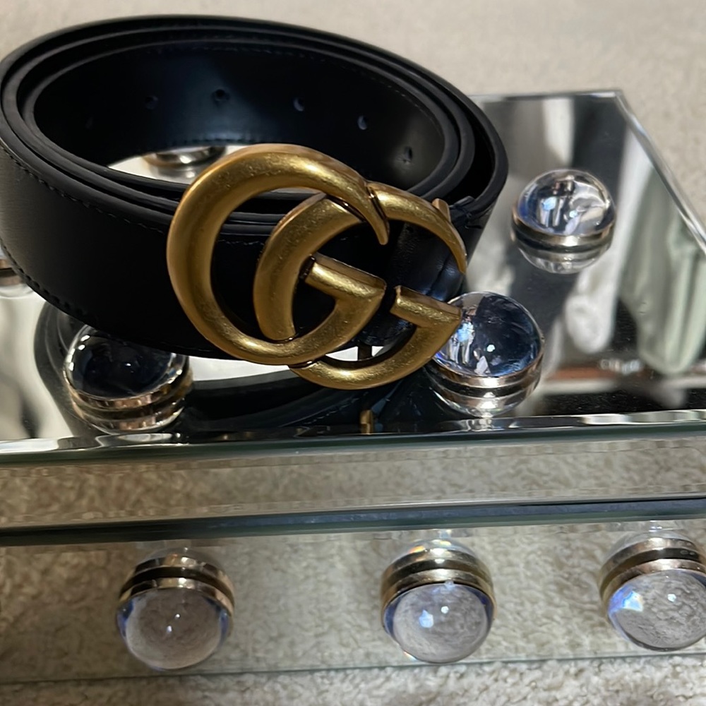 Gucci leather belt. Was gift not guaranteed authentic. 46” long